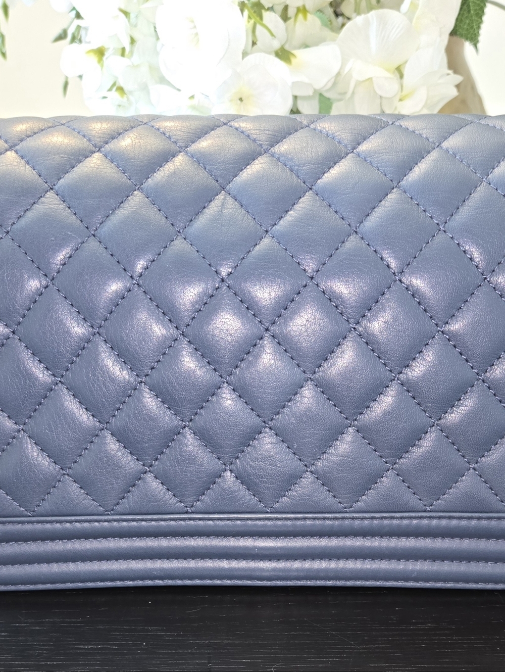 Chanel Boy Bag in Quilted Lambskin With Ruthenium Hardware Navy Blue Medium - Picture 9 of 9